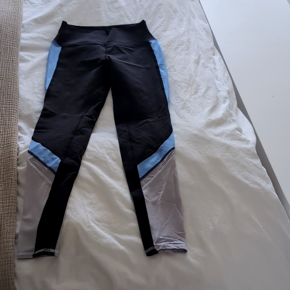Alo workout pants